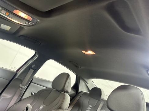 Certified 2024 Hyundai Elantra SEL image 12