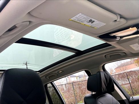 Used 2024 BMW X7 xDrive40i image 22