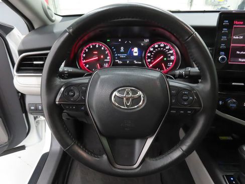 Used 2024 Toyota Camry XSE FWD image 14