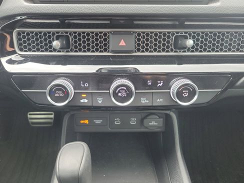 Used 2025 Honda Civic Sport image 15