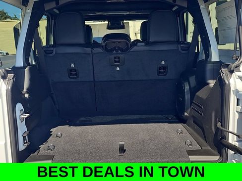 New 2026 Jeep Wrangler Unlimited Rubicon AWD/4WD image 12