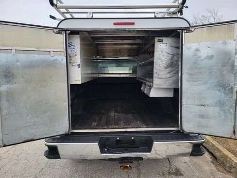 Used 2015 GMC Sierra 1500 2WD Regular Cab image 10