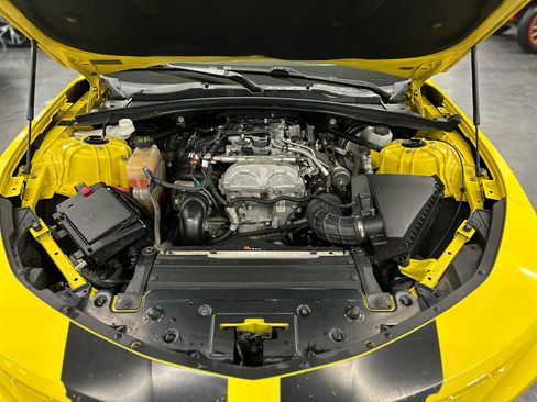 Used 2017 Chevrolet Camaro LT w/ RS Package image 27