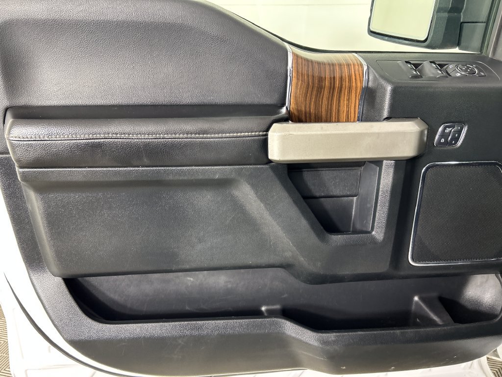 Used 2016 Ford F150 Lariat AWD/4WD image 12