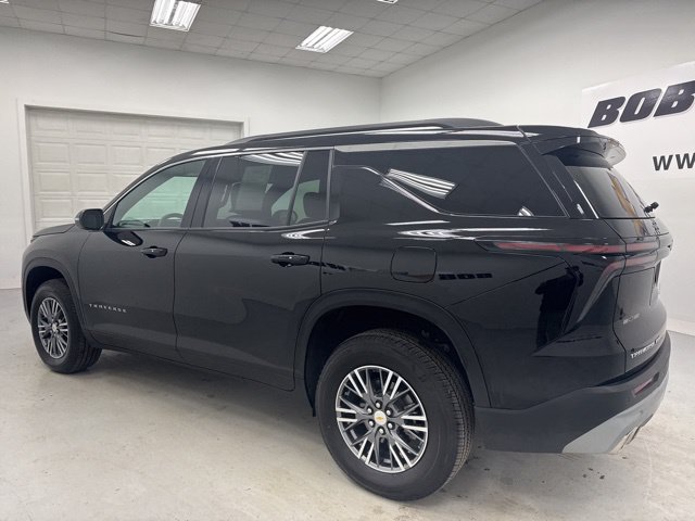 Used 2026 Chevrolet Traverse LT AWD/4WD image 7