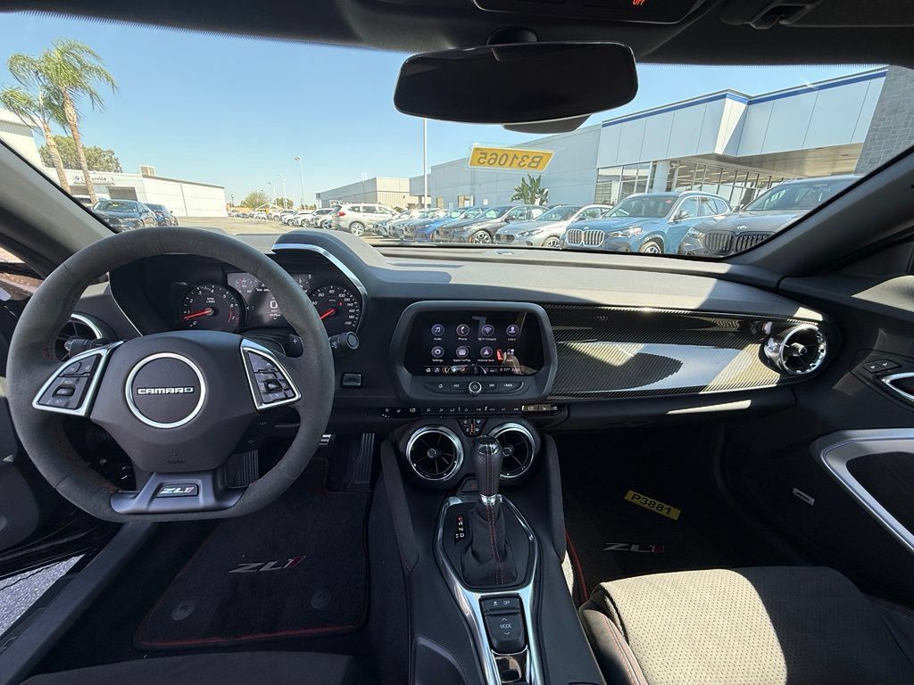 Used 2020 Chevrolet Camaro ZL1 RWD image 18