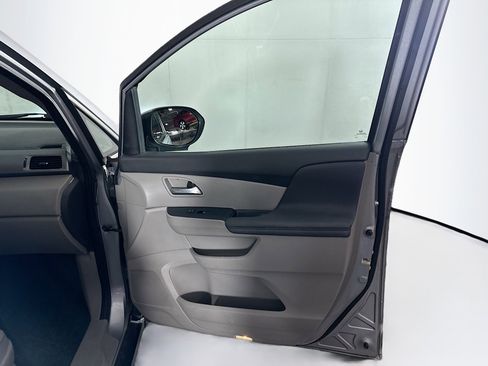 Used 2016 Honda Odyssey SE image 31