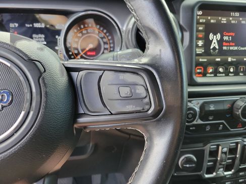 Used 2021 Jeep Wrangler Unlimited Sport image 14