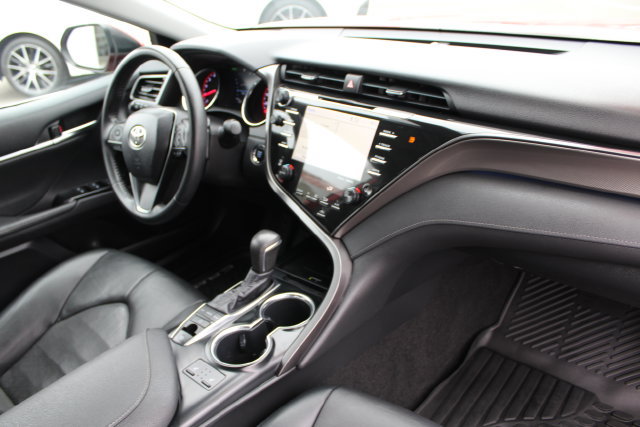 Used 2019 Toyota Camry XSE FWD image 24