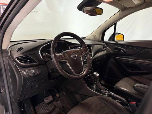 Used 2018 Buick Encore FWD image 15