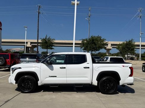 Used 2023 Toyota Tundra SR5 AWD/4WD image 7