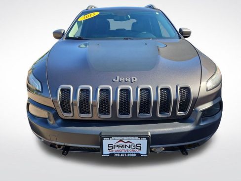 Used 2015 Jeep Cherokee Trailhawk w/ Comfort/Convenience Group AWD/4WD image 8