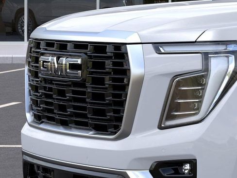 New 2026 GMC Yukon XL Denali AWD/4WD image 13