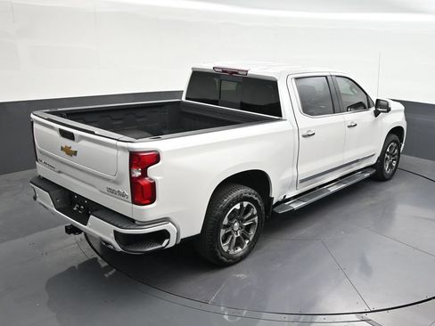 Used 2024 Chevrolet Silverado 1500 High Country AWD/4WD image 20