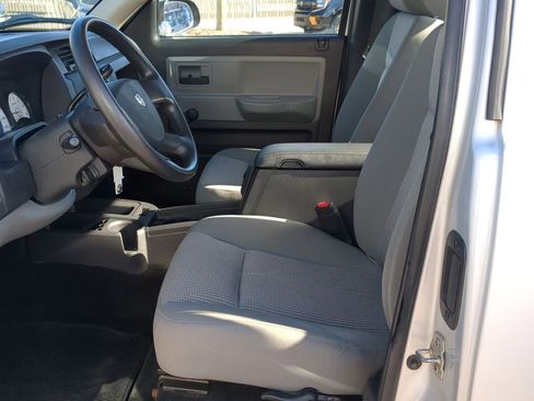 Used 2011 Dodge Dakota ST image 18