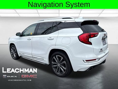 Used 2019 GMC Terrain Denali w/ Comfort Package FWD image 6