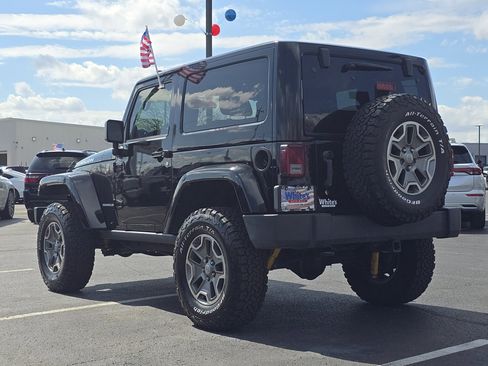 Used 2012 Jeep Wrangler Rubicon w/ PWR Convenience Group image 13