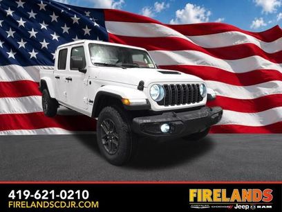 New 2026 Jeep Gladiator Sport