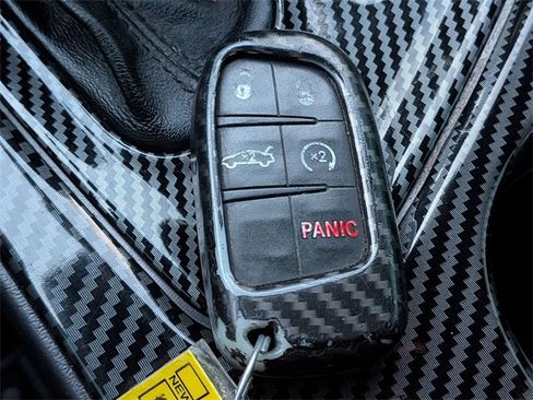 Used 2020 Dodge Challenger R/T image 35