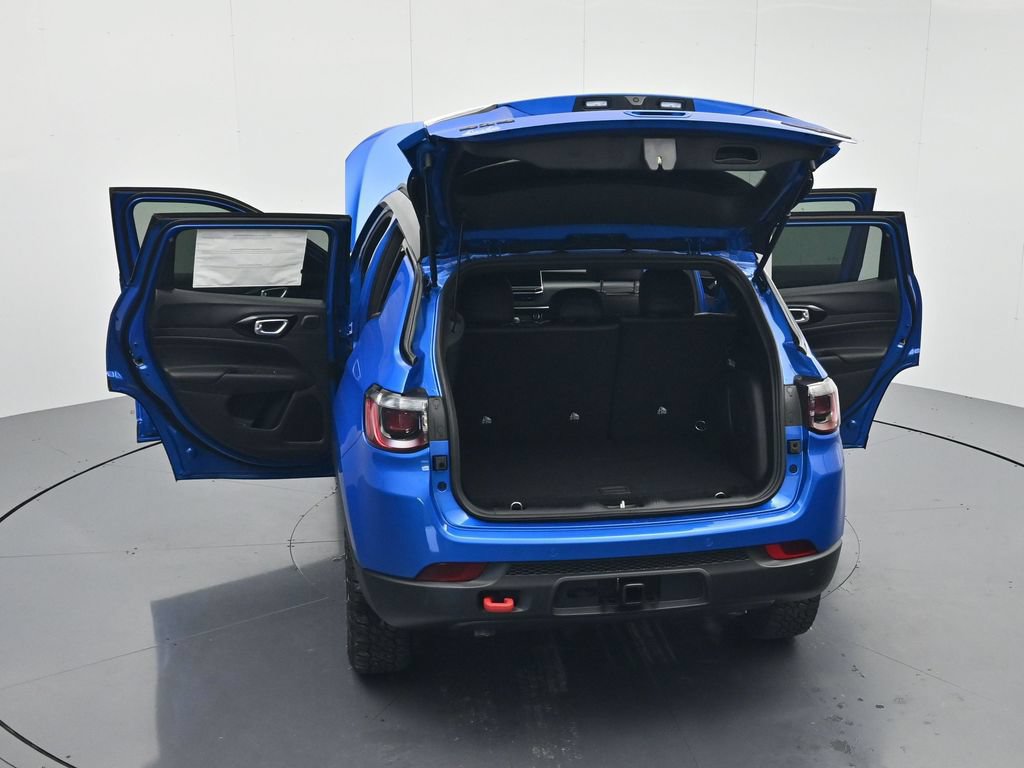 New 2026 Jeep Compass Trailhawk w/ Sun, Sound & Navigation Group AWD/4WD image 47
