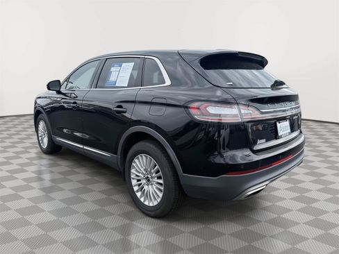 Used 2020 Lincoln Nautilus Premier AWD/4WD image 9