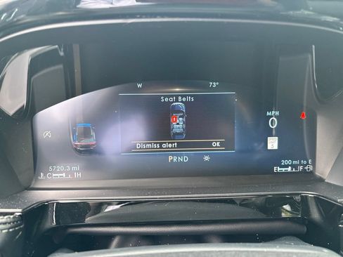 Used 2023 Lincoln Corsair AWD image 7