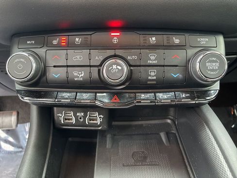 Used 2022 Dodge Durango R/T image 16