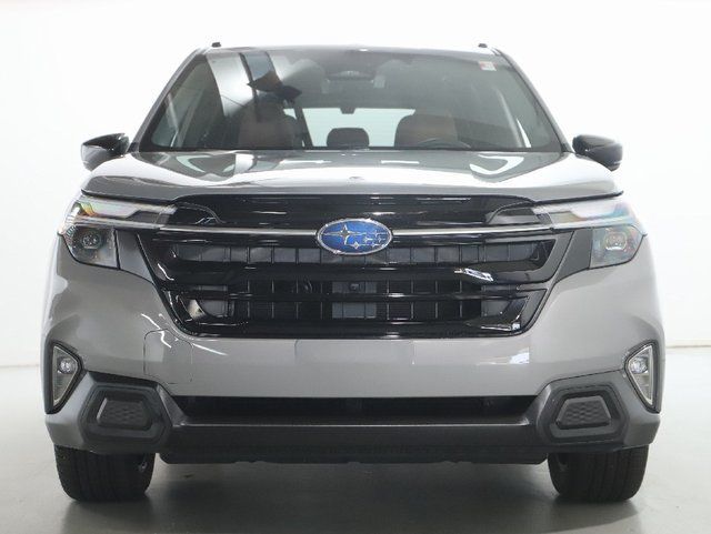 Used 2025 Subaru Forester Touring AWD/4WD image 5