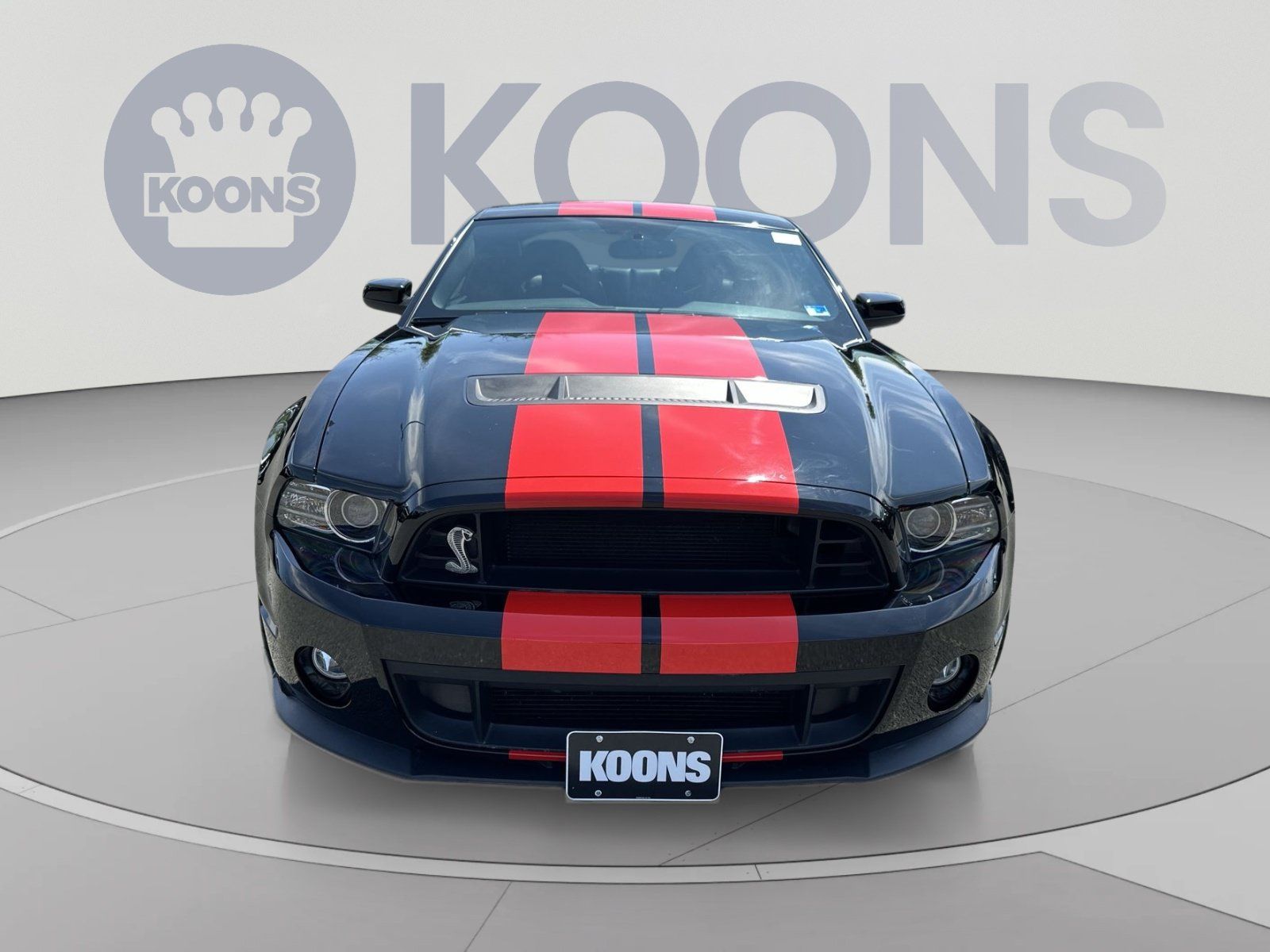 Used 2013 Ford Mustang Shelby GT500 RWD image 4