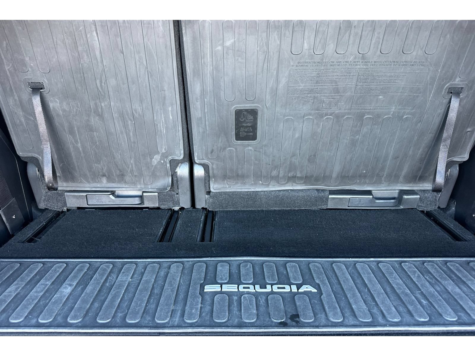 Used 2024 Toyota Sequoia SR5 w/ TRD Off-Road Package AWD/4WD image 18