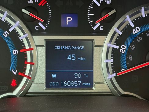 Used 2015 Toyota 4Runner Trail AWD/4WD image 29