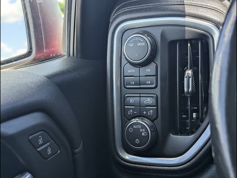 Used 2020 Chevrolet Silverado 1500 LT Trail Boss AWD/4WD image 27