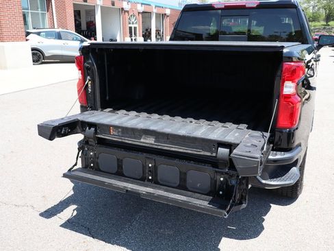 Used 2024 Chevrolet Silverado 1500 LT Trail Boss w/ Convenience Package II AWD/4WD image 34