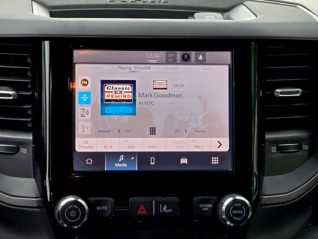 New 2026 RAM 1500 Warlock AWD/4WD image 8