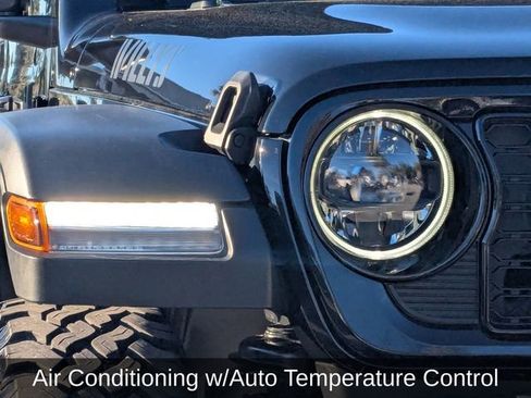 Used 2024 Jeep Wrangler Willys image 9