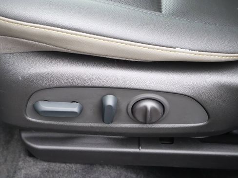 Certified 2024 Chevrolet Trax ACTIV w/ Driver Confidence Package image 35