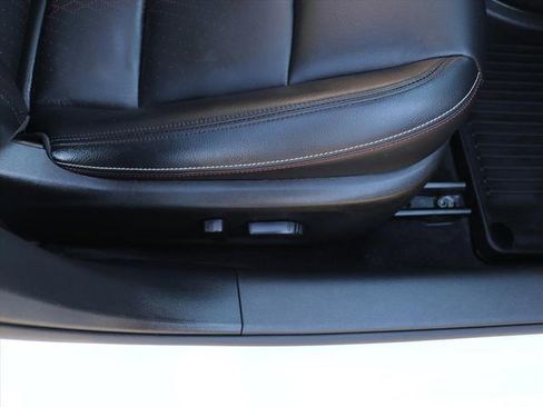 Used 2023 Nissan Altima 2.5 SR w/ SR Premium Package image 9