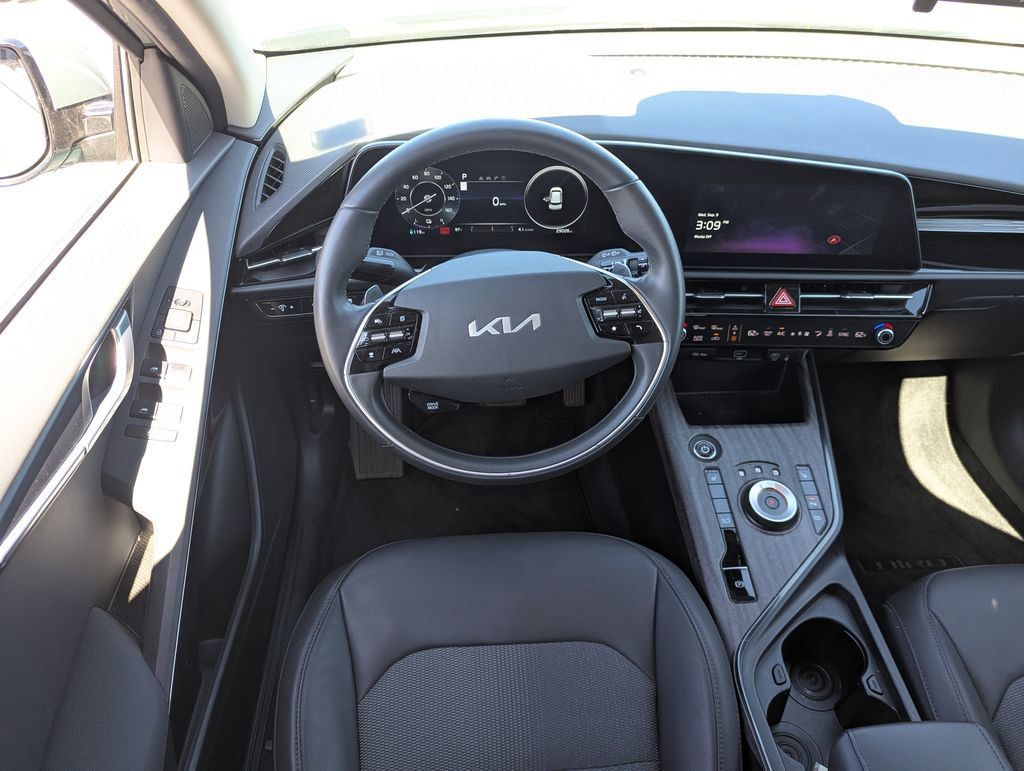 Used 2023 Kia Niro Wind FWD image 27