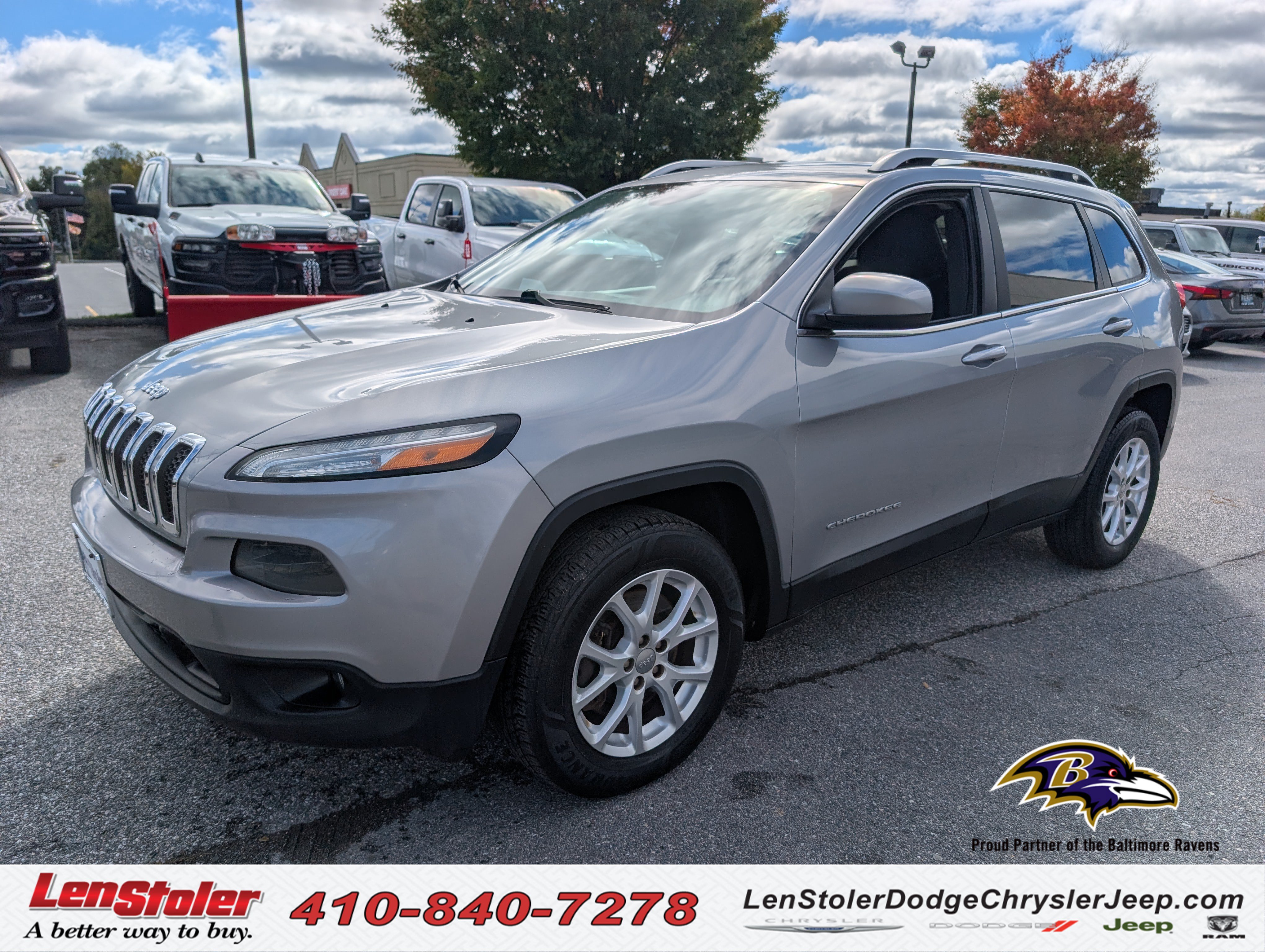 Used 2014 Jeep Cherokee Latitude AWD/4WD image 1