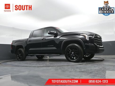 Used 2025 Toyota Tundra Limited w/ Nightshade Package image 39