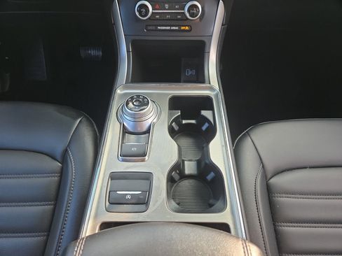 Certified 2022 Ford Edge SEL w/ Convenience Package image 21