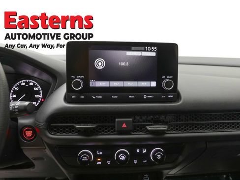 Used 2024 Honda HR-V LX image 12
