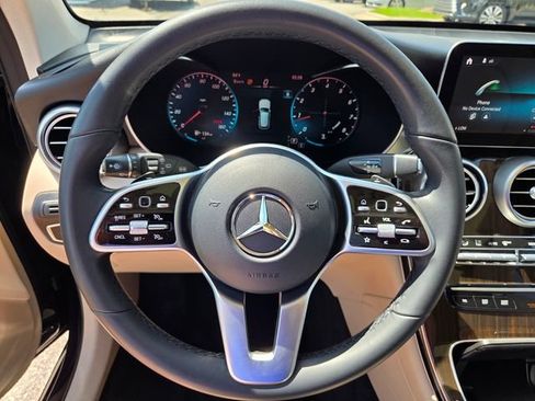 Used 2022 Mercedes-Benz GLC 300 image 26