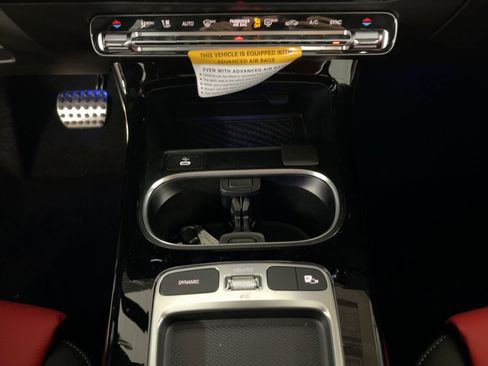 New 2026 Mercedes-Benz CLA 35 AMG 4MATIC image 25