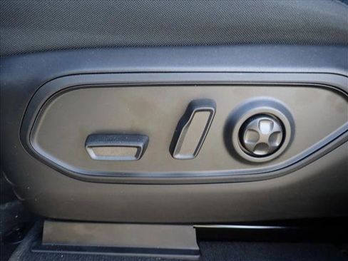 New 2026 Jeep Grand Cherokee Laredo X image 13