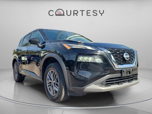 Certified 2023 Nissan Rogue S image 8