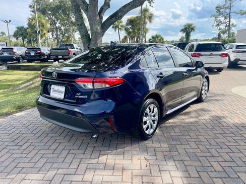 Used 2023 Toyota Corolla LE image 5