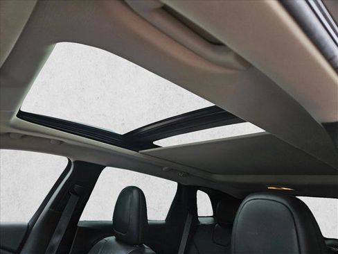 Used 2014 Jeep Cherokee Limited w/ Luxury Group image 11