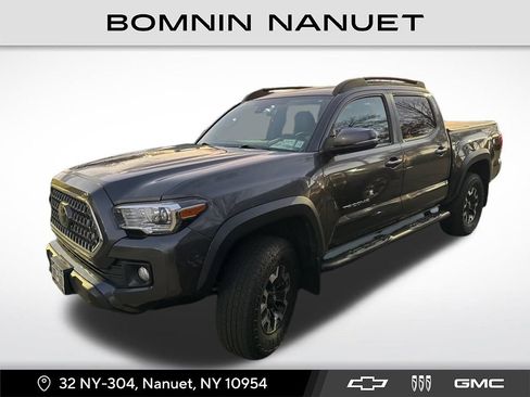 Used 2019 Toyota Tacoma TRD Off-Road image 1