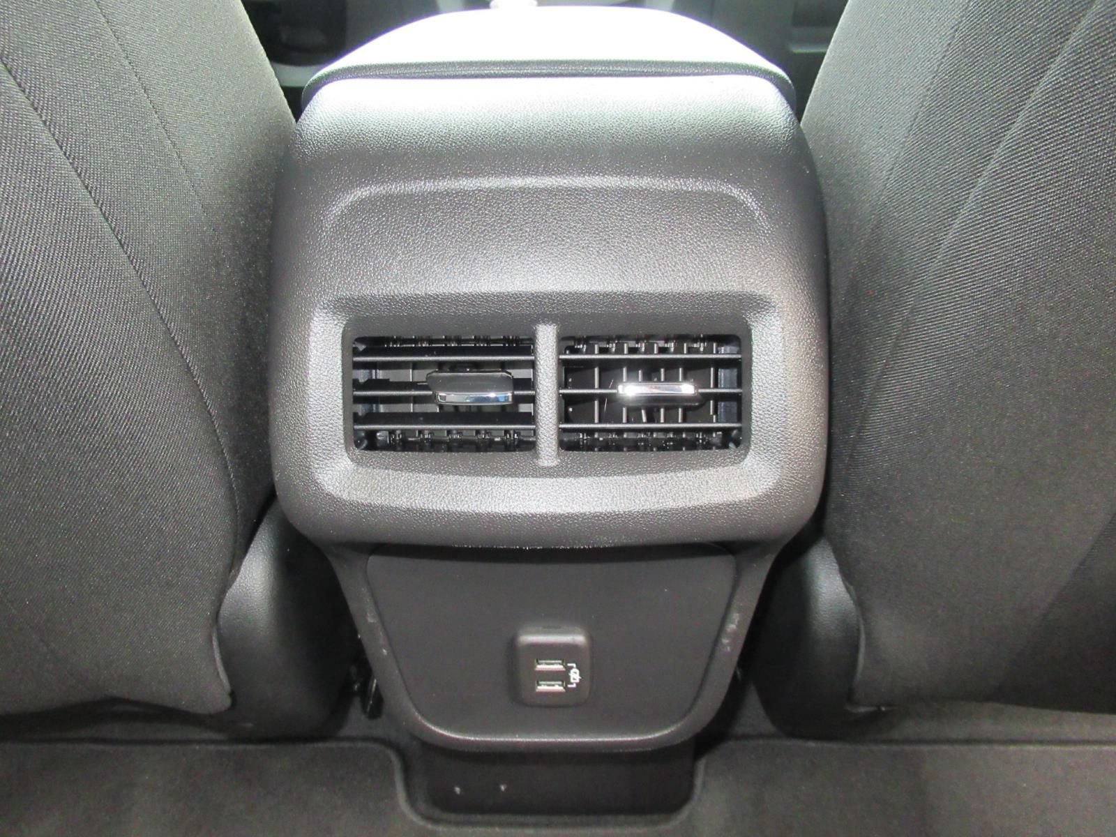 Used 2024 Chevrolet Equinox LS w/ LS Convenience Package FWD image 32